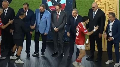 نائب رئيس الزمالك: زيزو لم يكن صادقًا في أزمة التجديد وحزين من موقف مرتجي