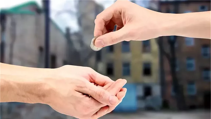 أشكال وفضائل الصدقة