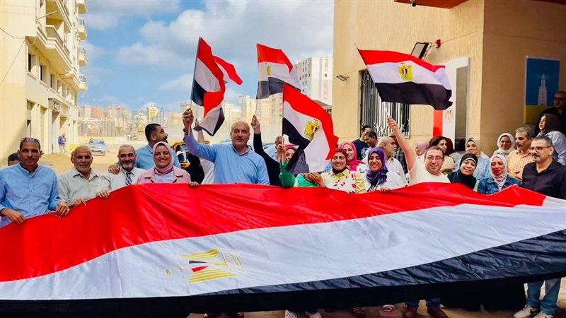 العاملون بالادارات