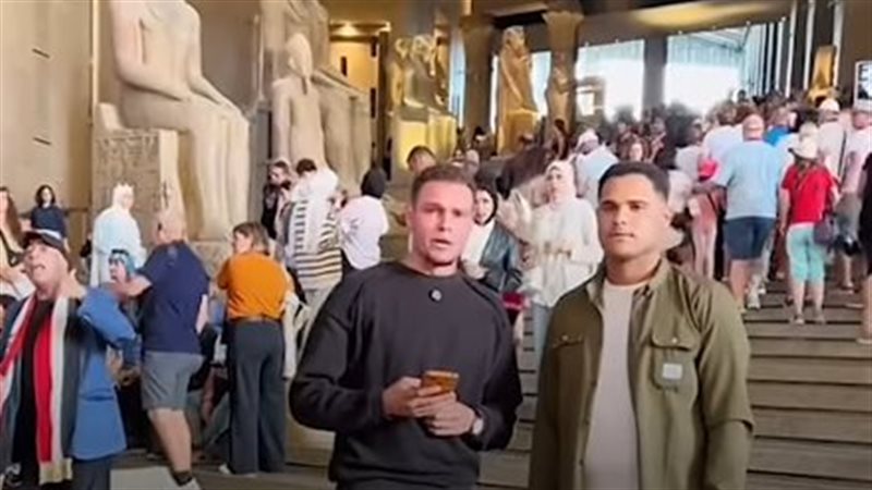 تداول فيديو لشاب