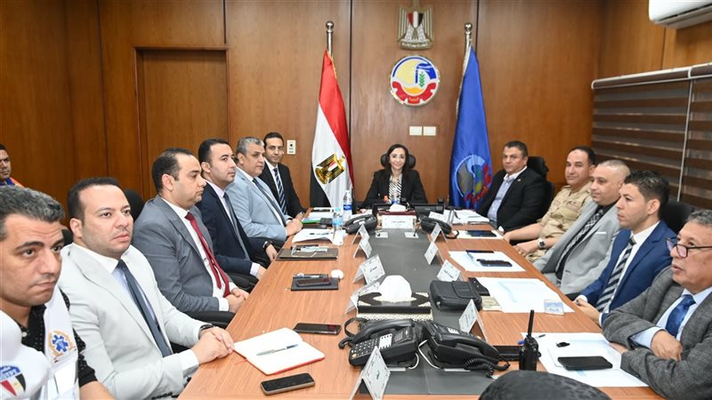 غرفة العمليات بالبحيرة،