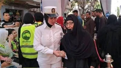 المصرية لحقوق الإنسان: انتشار الشرطة النسائية أمام اللجان
