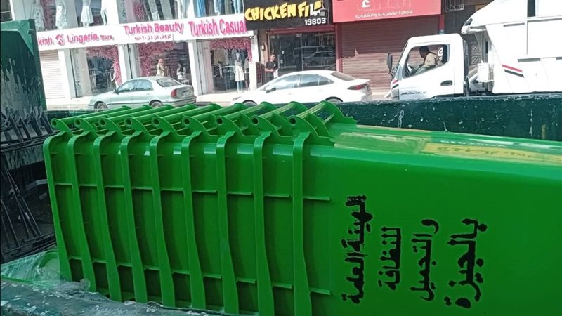 صناديق قمامة