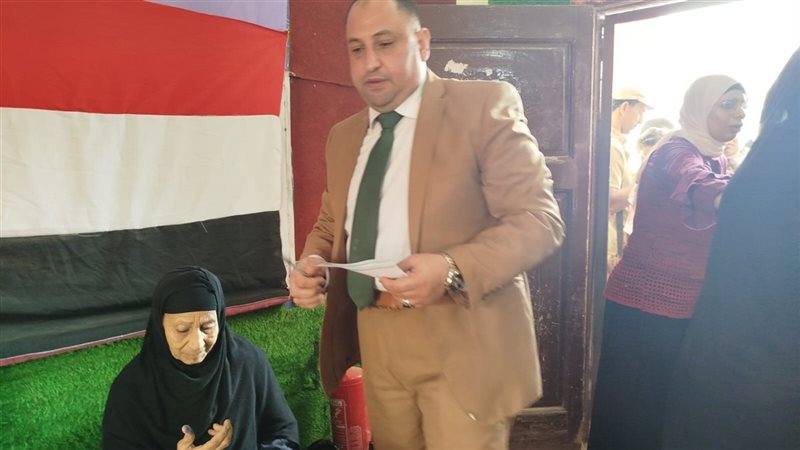 مساعدة كبار السن،