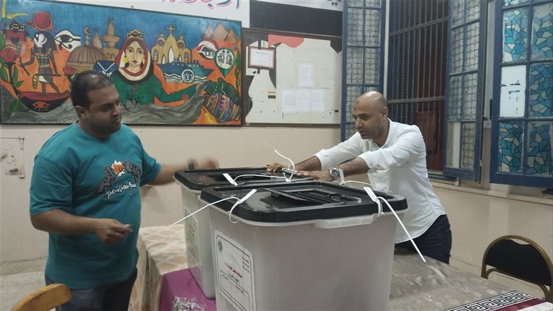 بدء عمليات الفرز