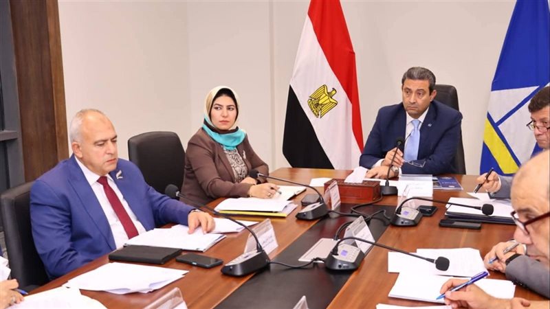 محافظ دمياط يواصل