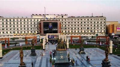 محافظ أسوان يهنئ الفائزين فى انتخابات النواب ويشيد بالمشاركة الإيجابية لأبناء المحافظة 