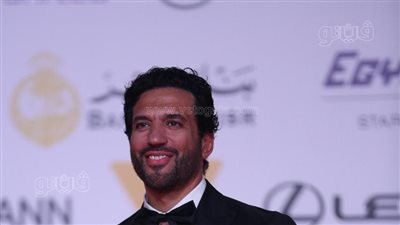 أبرزهم شريف منير والرداد، النجوم يتألقون على ريد كاربت افتتاح مهرجان القاهرة السينمائي (صور) 
