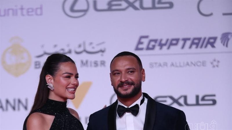 أحمد خالد صالح وهنادي