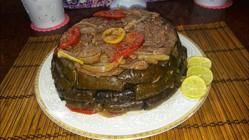 طاجن ورق العنب باللحمة