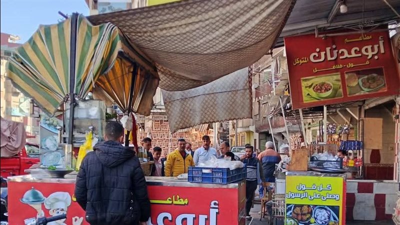 حملات مستمرة لرفع