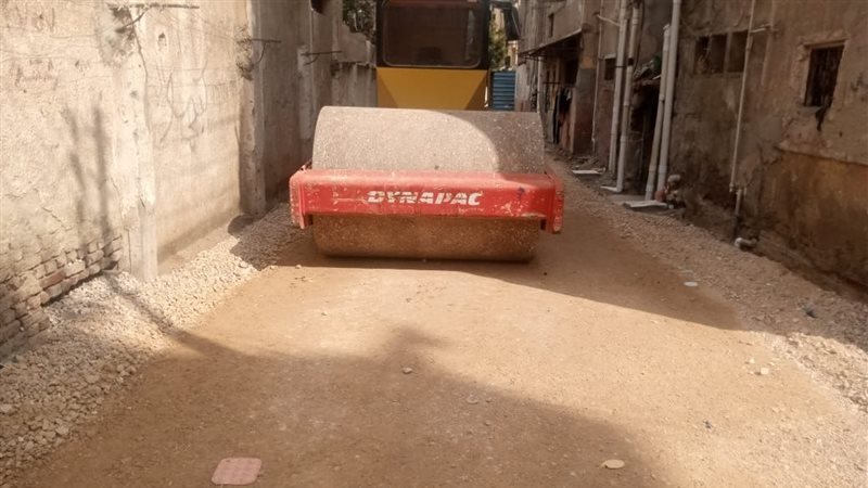 جانب من أعمال الرصف