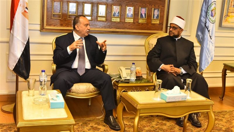 محافظ أسيوط الأمين