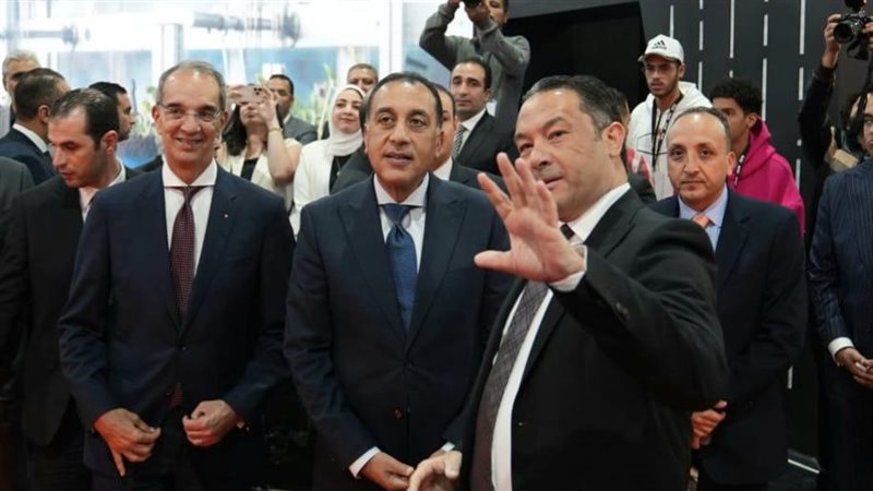 هشام مهران ود. مصطفى