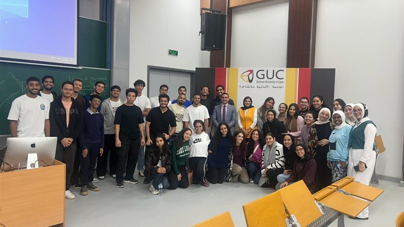 تعاون بين الجامعة