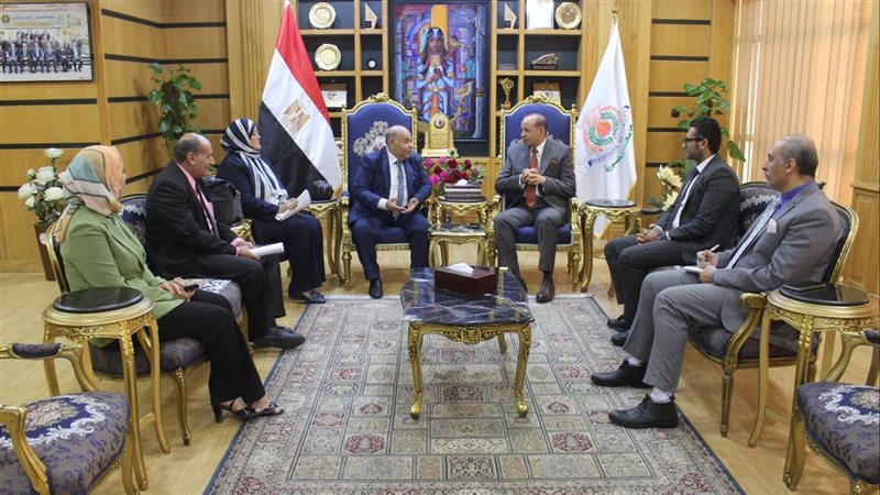 لقاء بجامعة المنصورة،