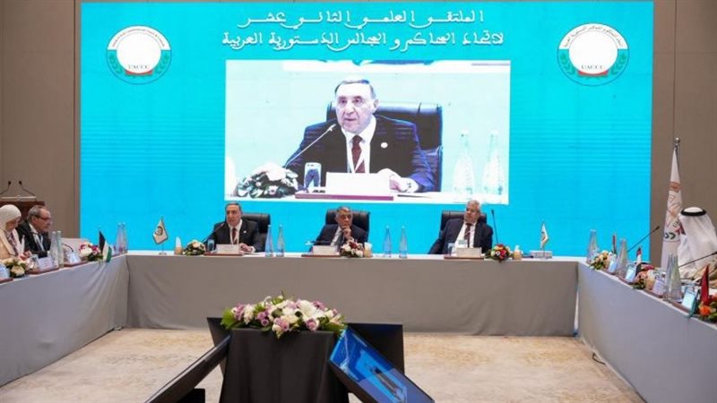 اجتماع المستشار بولس