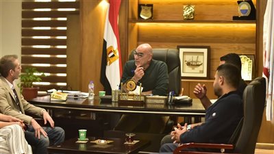 الزمالك يستقبل مدير معهد برشلونة ويبحث سبل التعاون المشترك