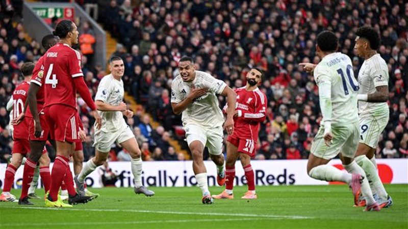 ليفربول، فيتو