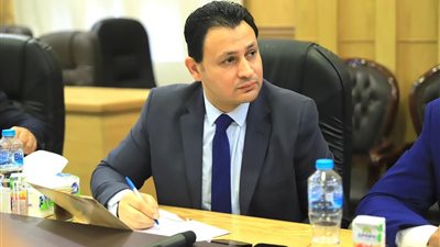 عضو مجلس المحامين: النقابة تدرس اتخاذ إجراءات ضد صناع المتر سمير للإساءة للمهنة وترويج المغالطات القانونية 