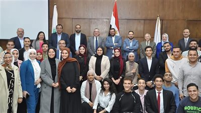 تجارة عين شمس تطلق مسابقة الابتكار وريادة الأعمال بمشاركة 9 فرق