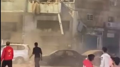 النيابة تنتقل لموقع انهيار عقار إمبابة