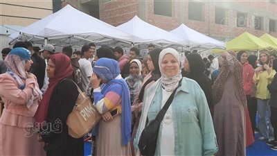 انتخابات النواب 2025، إقبال السيدات على لجنة جواد حسني بالإسماعيلية (بث مباشر) 