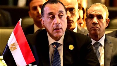 رئيس الوزراء يغادر العاصمة الأنجولية عائدا إلى القاهرة