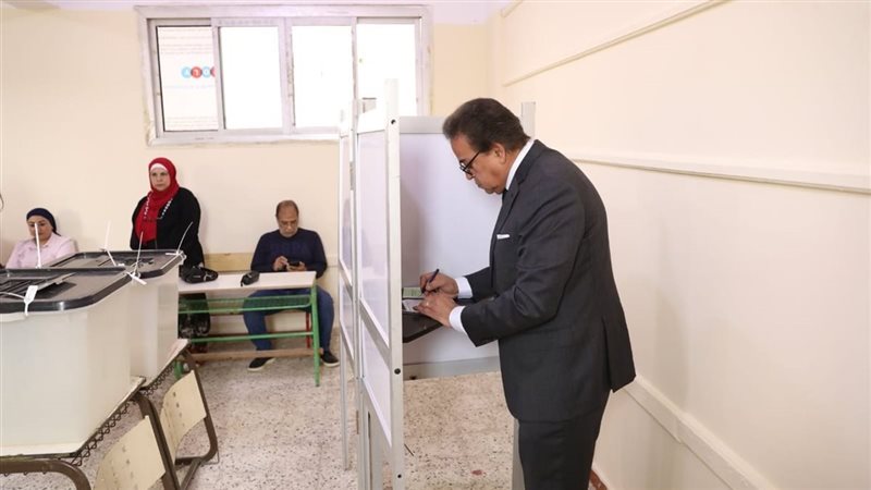 د.خالد عبد الغفار