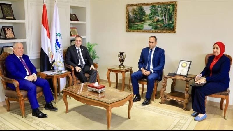 لقاء رئيس جهاز التنظيم