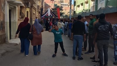 انتخابات النواب، إقبال كثيف على لجنة مدرسة الشهيد محمد فهمي بطوخ (صور)