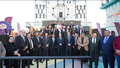 وزير الثقافة يقرر مكافأة 50 فردًا من فرق الفنون الشعبية بأسيوط تقديرًا لإبداعاتهم