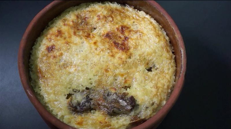 الأرز المعمر، فيتو