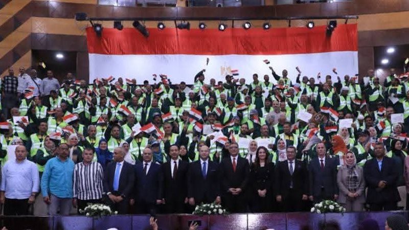 تكريم 170 عامل نظافة