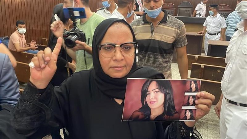 والدة شيماء جمال،
