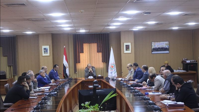 اجتماع رئيس جامعة