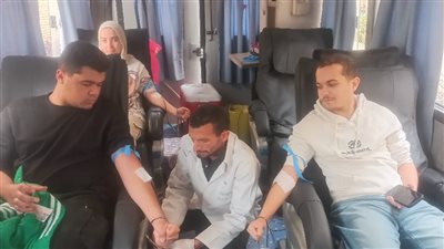 الصحة: جمع 295 كيس دم آمن في حملة تبرع بجامعة حلوان 