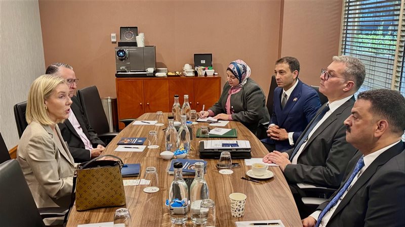 البترول، فيتو 