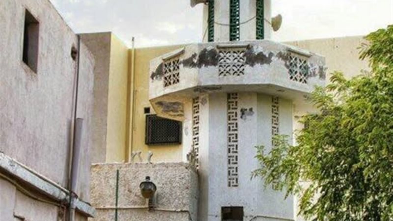 مسجد بني خَطْمة والعجوز