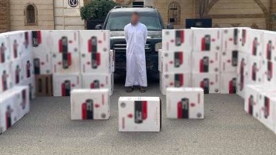 ضبط عاطل بحوزته 46.5 ألف عبوة سجائر مهربة في مطروح 