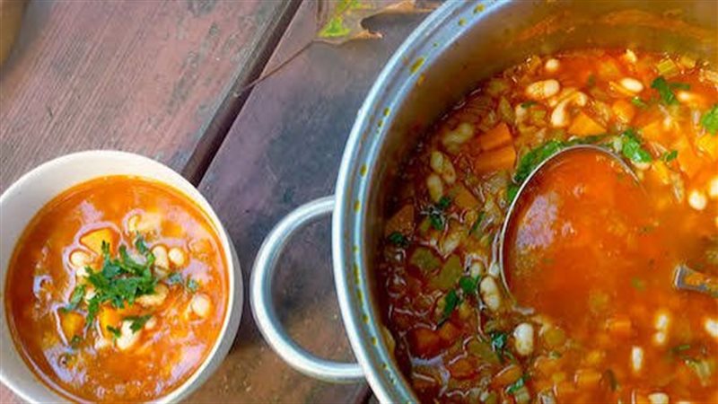 شوربة الفاصوليا البيضاء