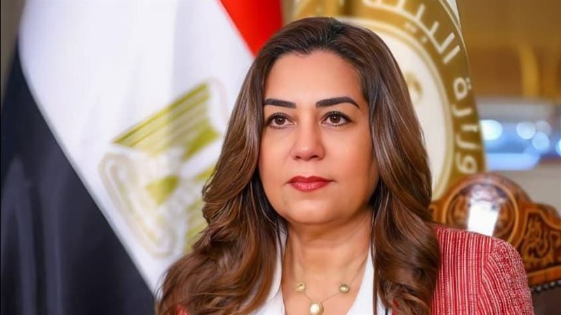 الدكتورة منال عوض