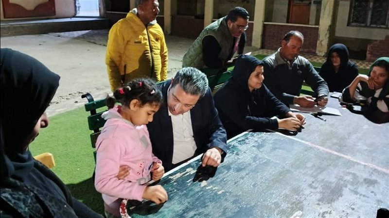 محافظ دمياط يتابع