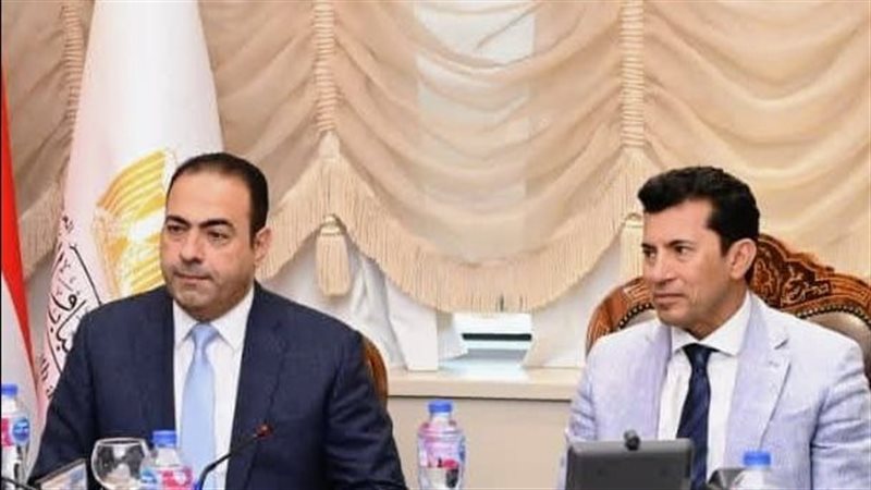 وزير الرياضة ورئيس