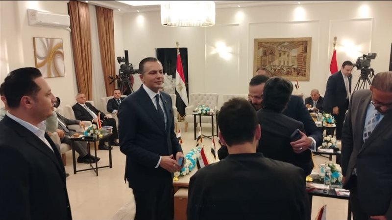 قيادات الأحزاب تستعد