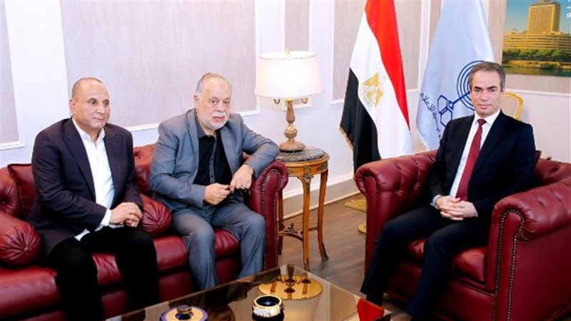 أشرف زكي ومسعد فودة