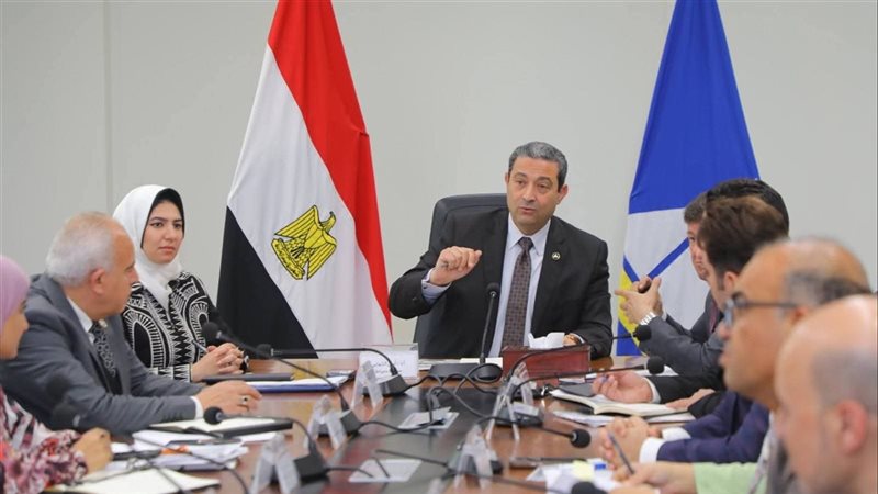 محافظ دمياط يتابع