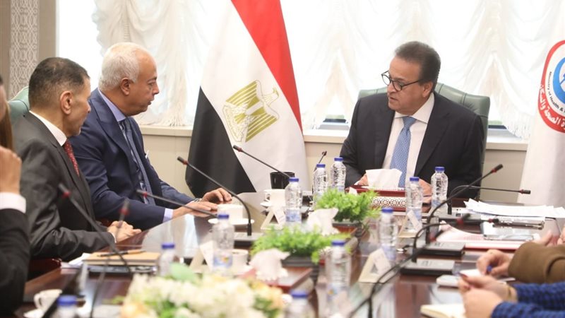 وزير الصحة خلال الاستقبال