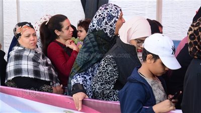السيدات يتصدرن المشهد في لجنة عثمان بن عفان بإمبابة خلال انتخابات النواب (صور)
