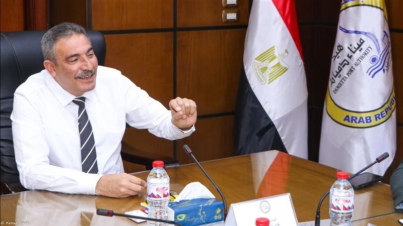 اللواء بحري / طارق